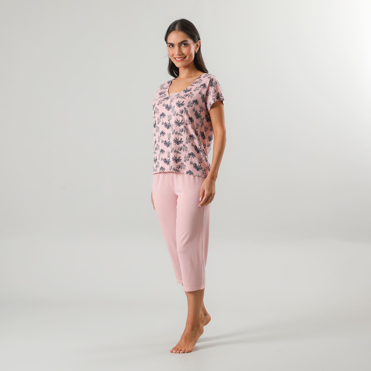 https://www.tiendaflores.cl/media/catalog/product/3/3/33574-225_1_1duqmo4cg2lkeydp.jpg