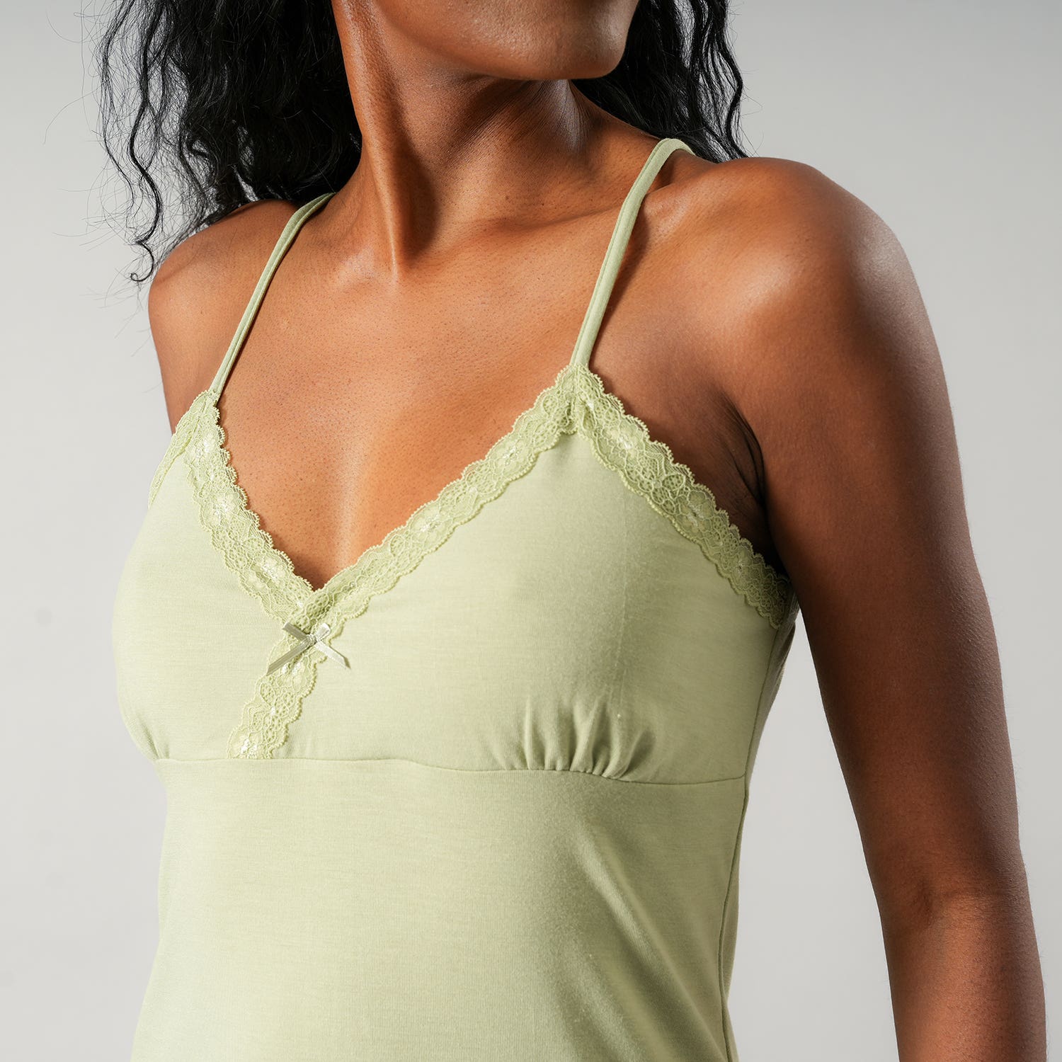 https://www.tiendaflores.cl/media/catalog/product/3/3/33576-226_3_ugztdgr1ht3xd3d8.jpg