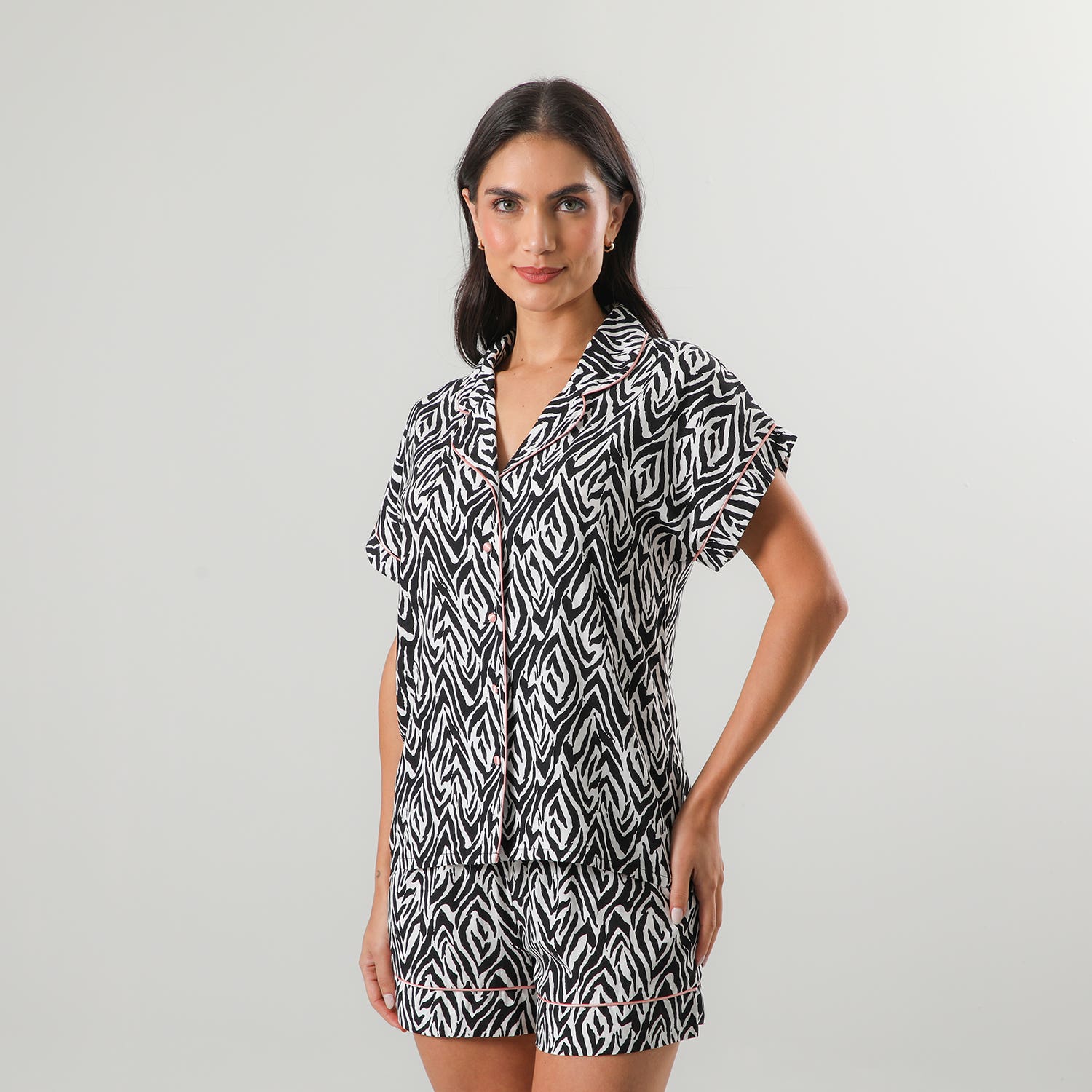 https://www.tiendaflores.cl/media/catalog/product/3/3/33578-2_2_burwpmm4j6d916xw.jpg