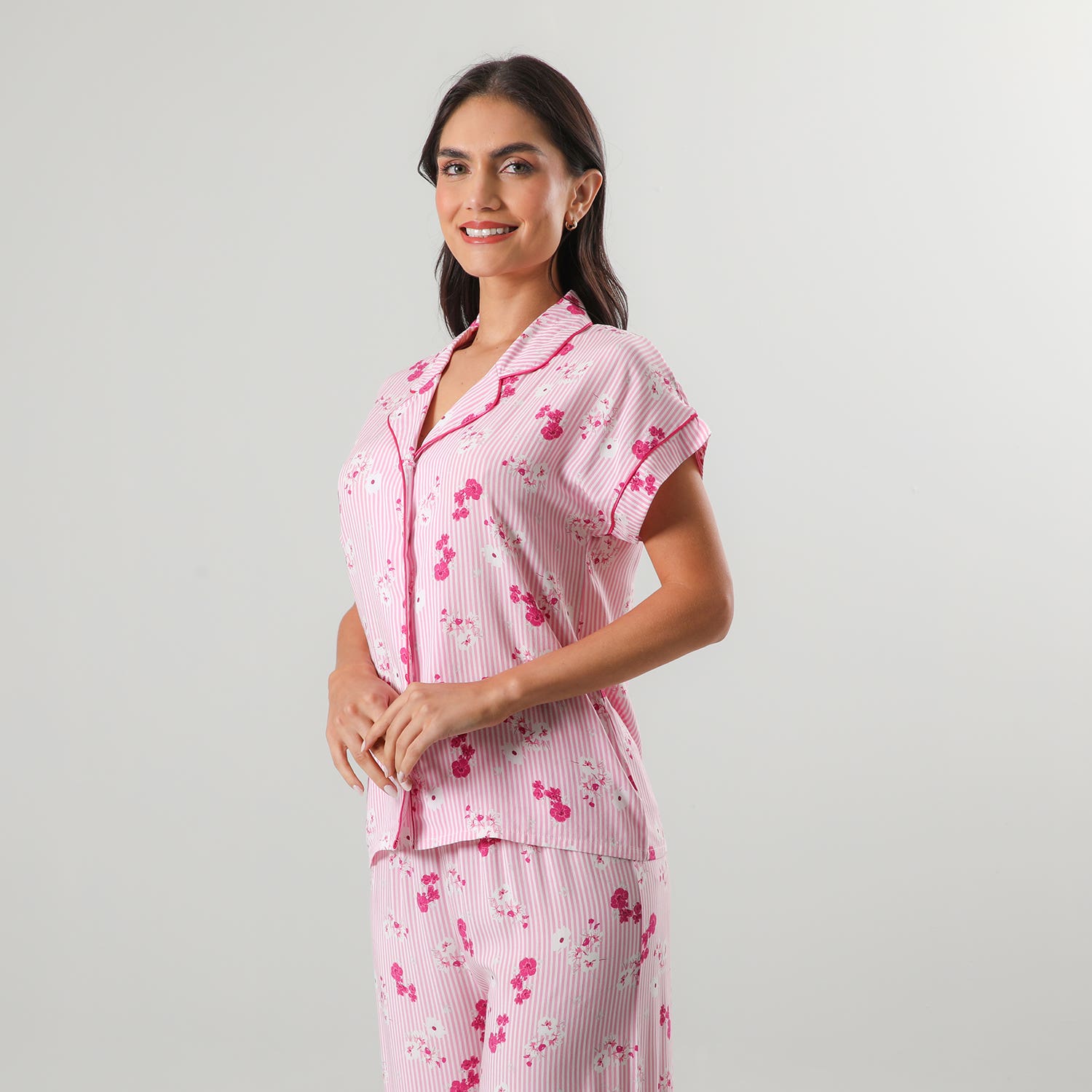 https://www.tiendaflores.cl/media/catalog/product/3/3/33579-223_3_wcxspuwyqlajizsn.jpg