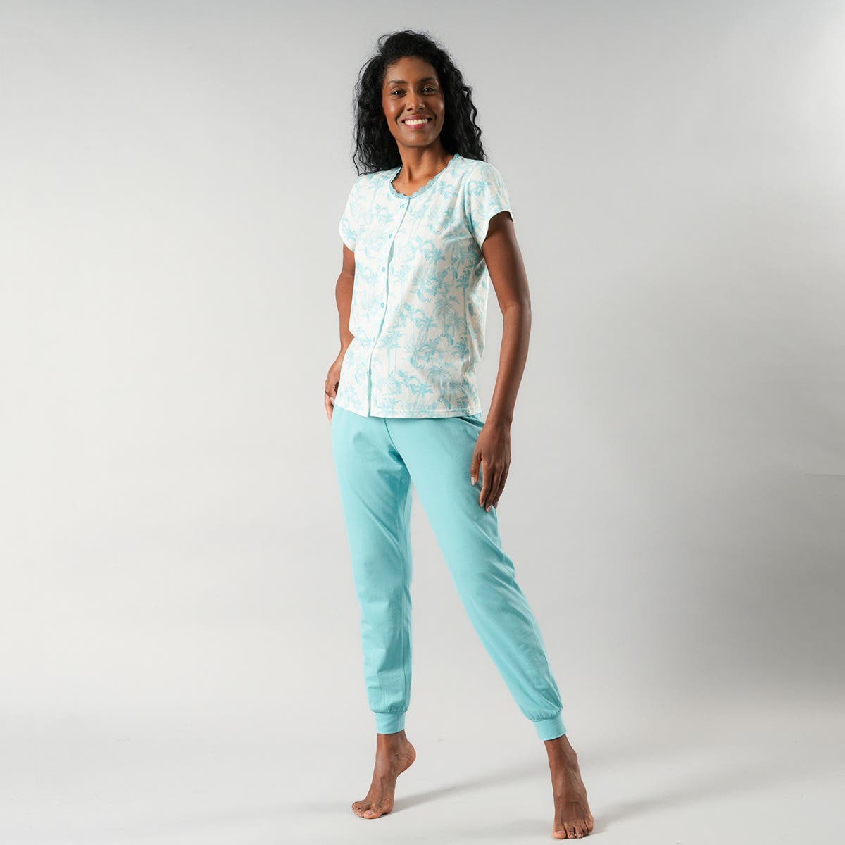 https://www.tiendaflores.cl/media/catalog/product/3/3/33581-58_2.jpg