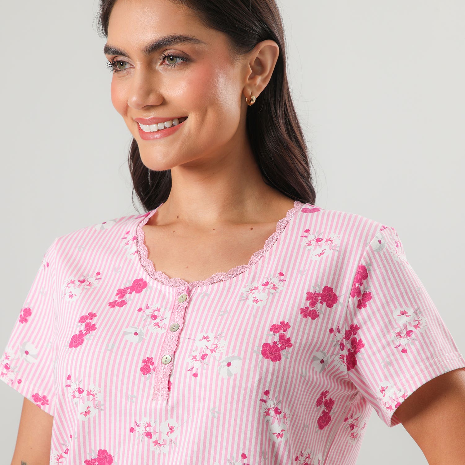 https://www.tiendaflores.cl/media/catalog/product/3/3/33584-223_3_tslaygja90pqzewy.jpg