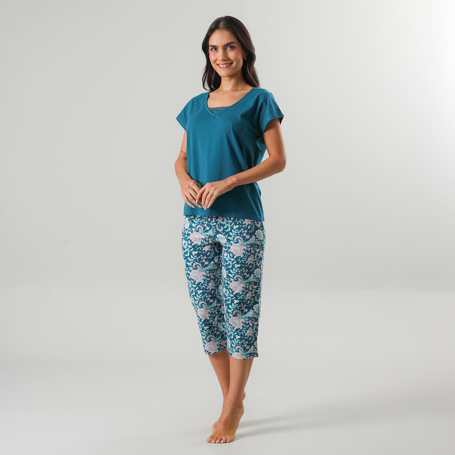 https://www.tiendaflores.cl/media/catalog/product/3/3/33586-222_1_dwvgpoyyzqvthafg.jpg