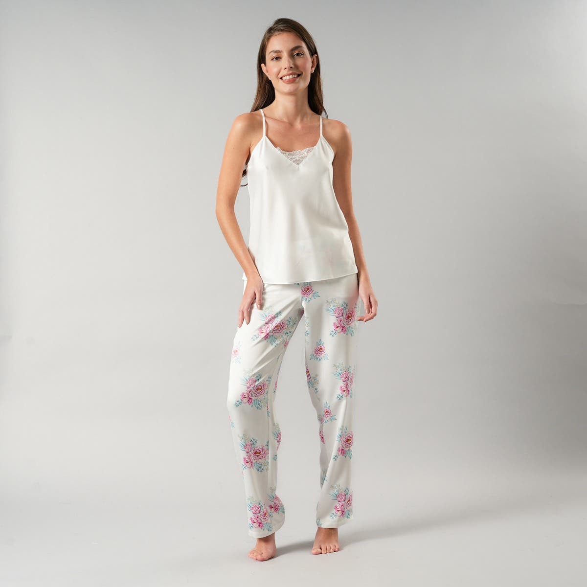 https://www.tiendaflores.cl/media/catalog/product/3/3/33593-1_1.jpg