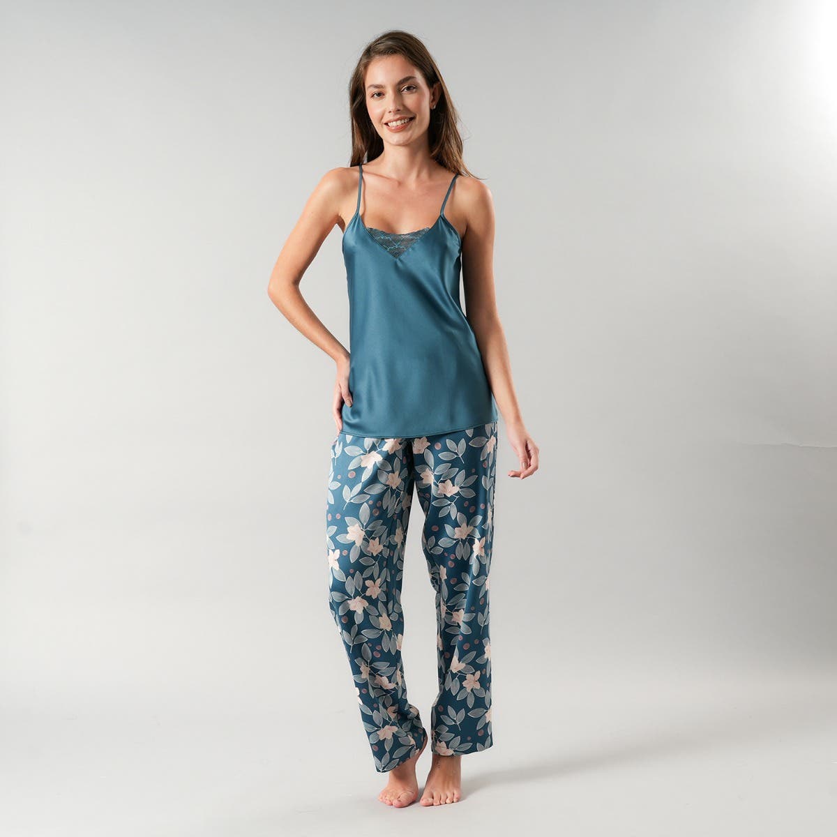 https://www.tiendaflores.cl/media/catalog/product/3/3/33593-222_1.jpg