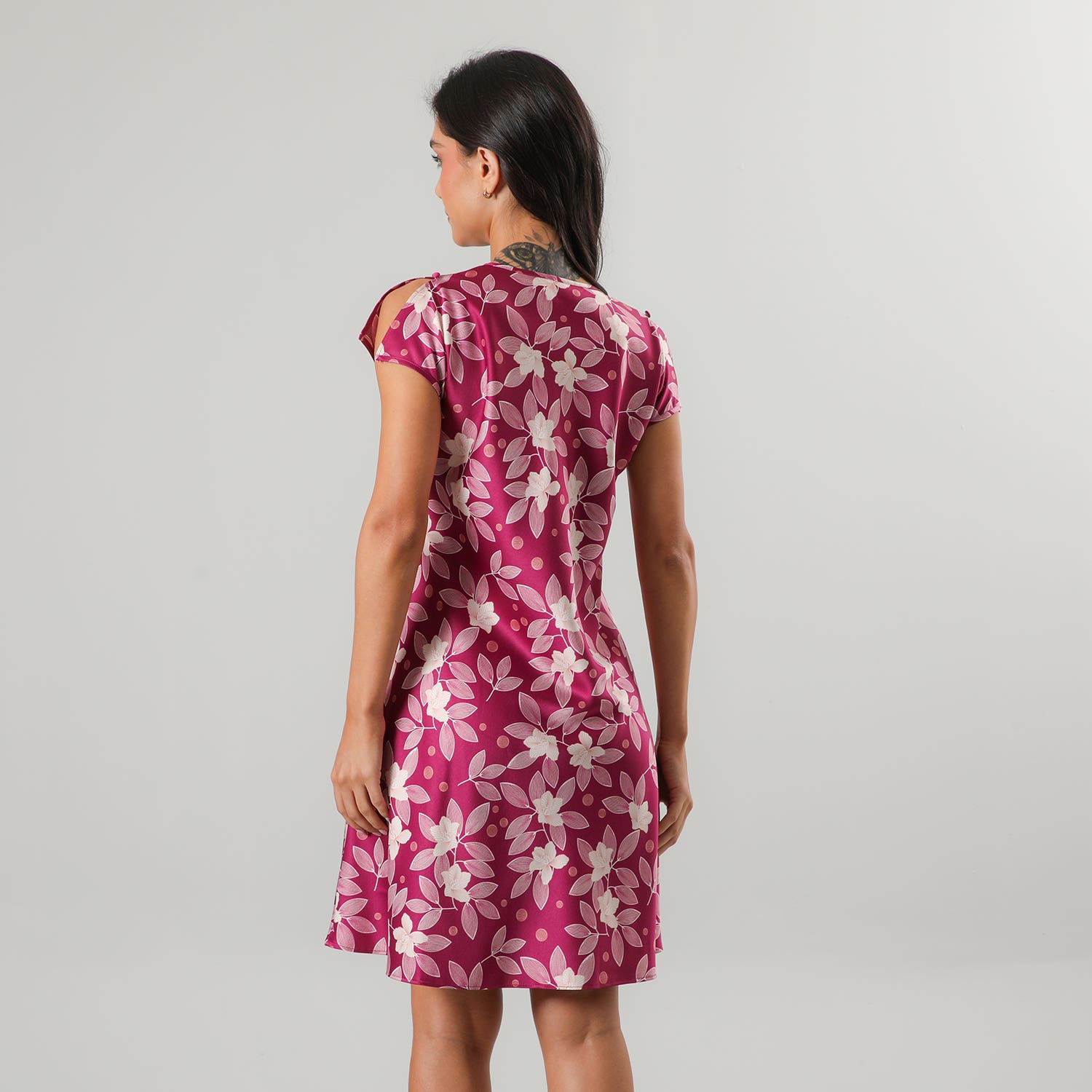 https://www.tiendaflores.cl/media/catalog/product/3/3/33594-223_3_mrfgmsnshphbfypi.jpg