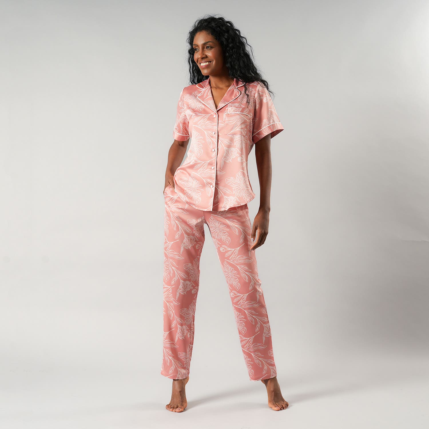 https://www.tiendaflores.cl/media/catalog/product/3/3/33597-225_1_ohjv6nlrj7ongvca.jpg