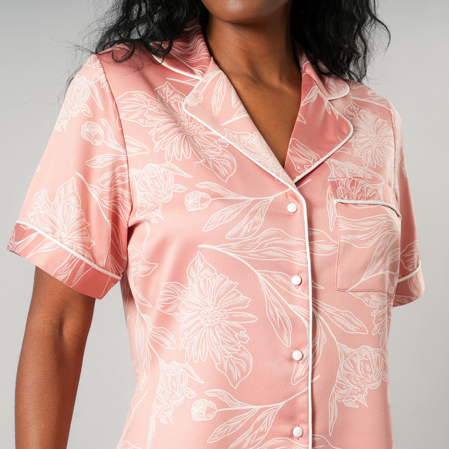 https://www.tiendaflores.cl/media/catalog/product/3/3/33597-225_3_thckla0i70ufz5xd.jpg