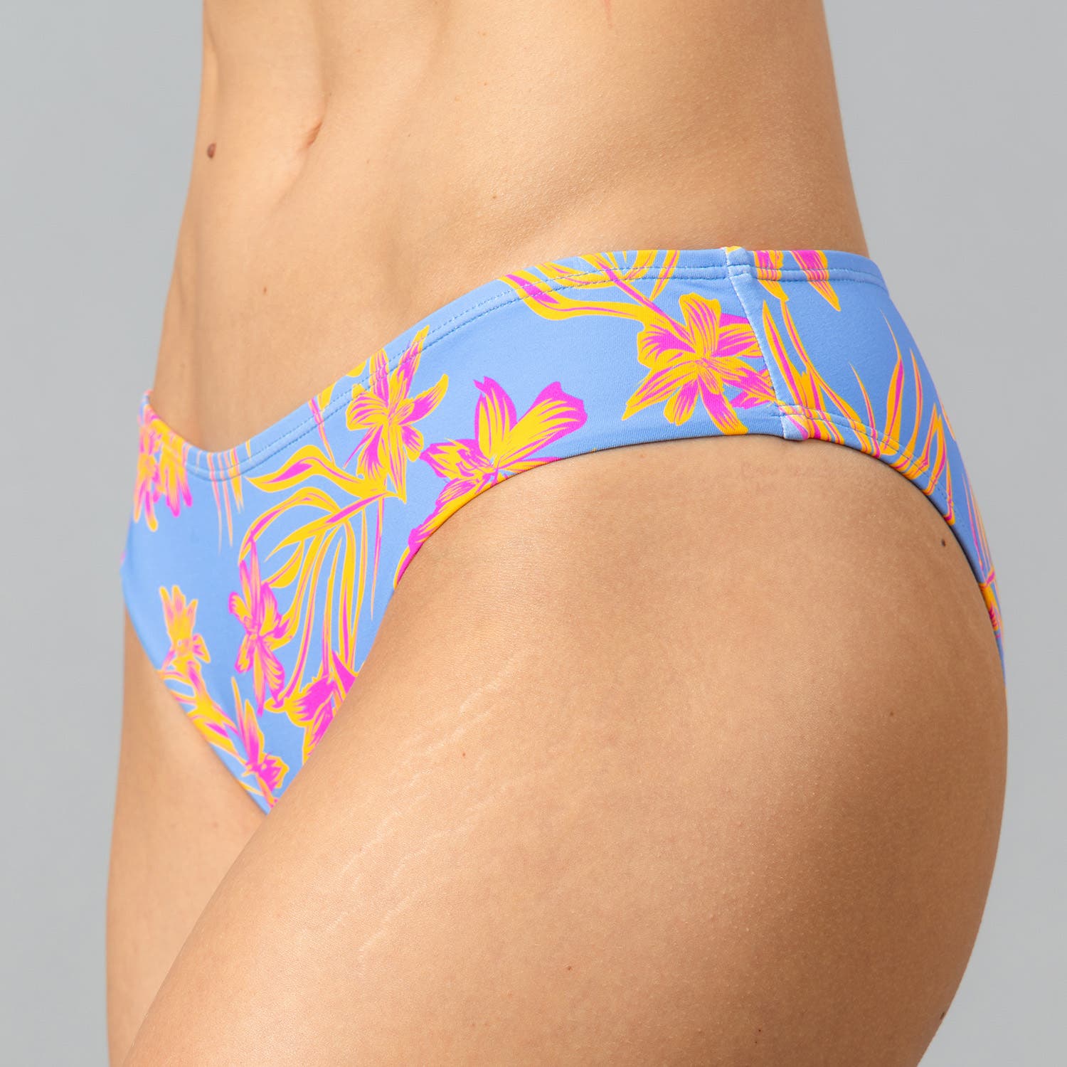 https://www.tiendaflores.cl/media/catalog/product/3/3/33690-162_3_i00yn0t7wi59cld3.jpg