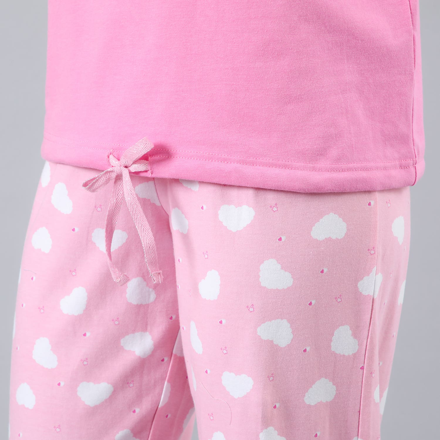 https://www.tiendaflores.cl/media/catalog/product/3/3/33731-21_5_ynq4lu648kixnoth.jpg