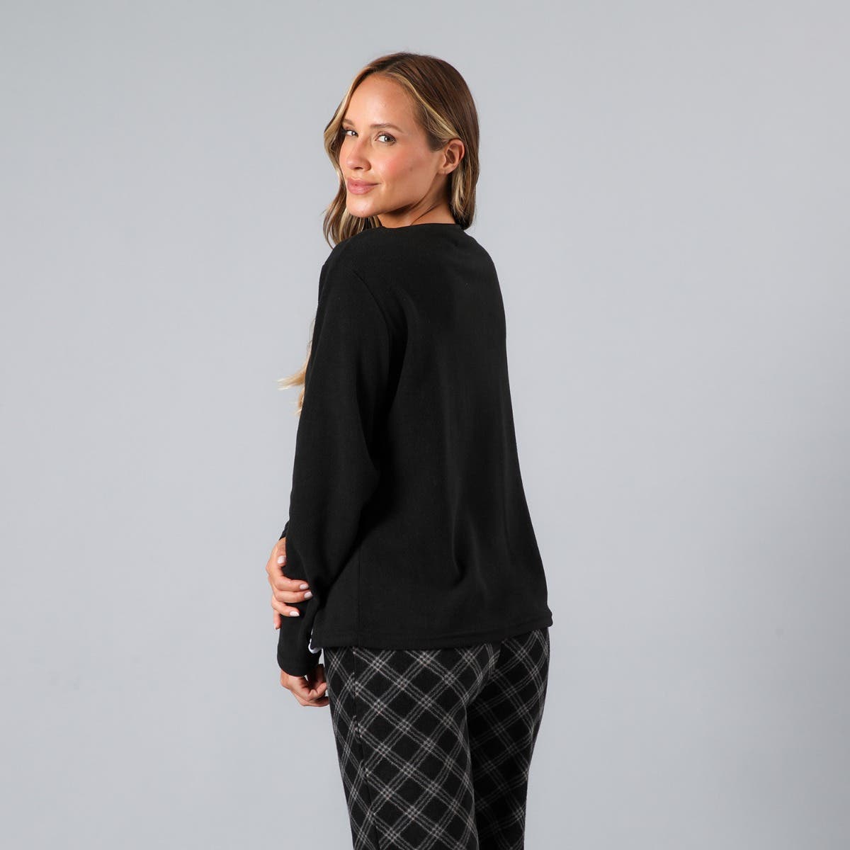 https://www.tiendaflores.cl/media/catalog/product/3/3/33758-2_3.jpg