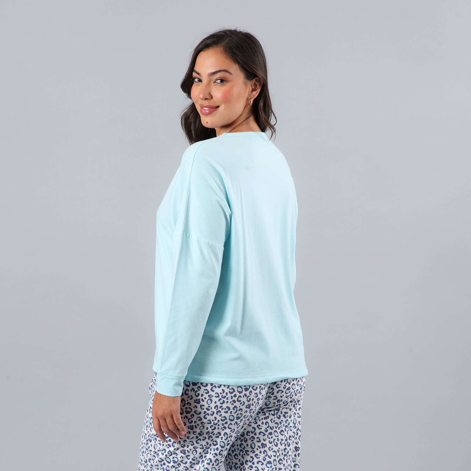 https://www.tiendaflores.cl/media/catalog/product/3/3/33771-240_2_x2vjrg3k1c4rvkni.jpg