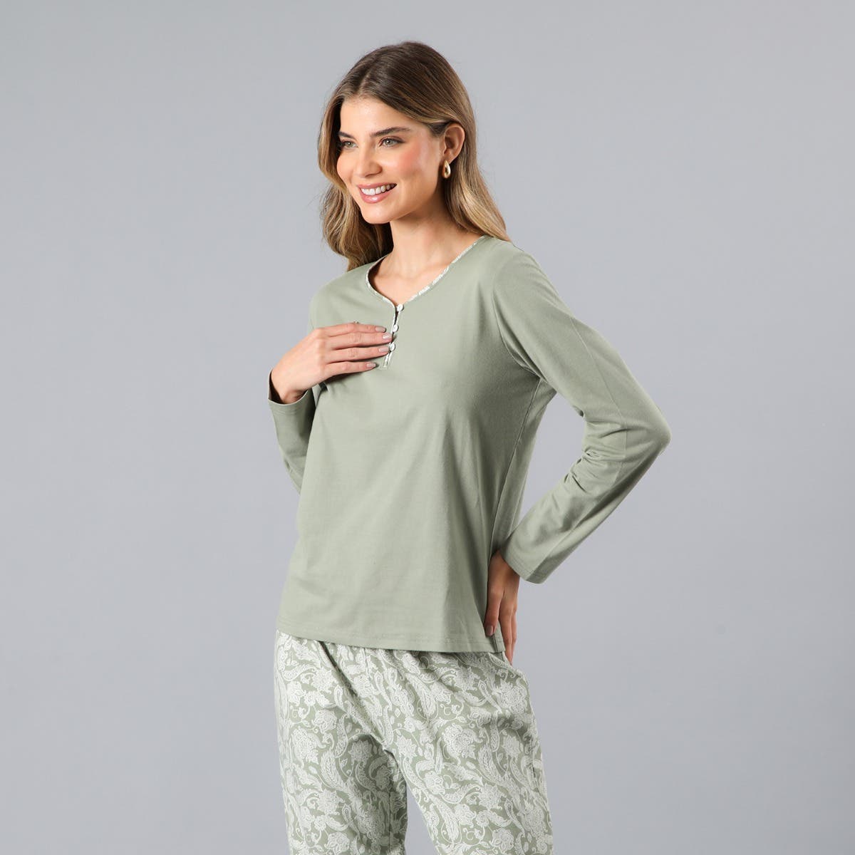 https://www.tiendaflores.cl/media/catalog/product/3/3/33772-235_2.jpg