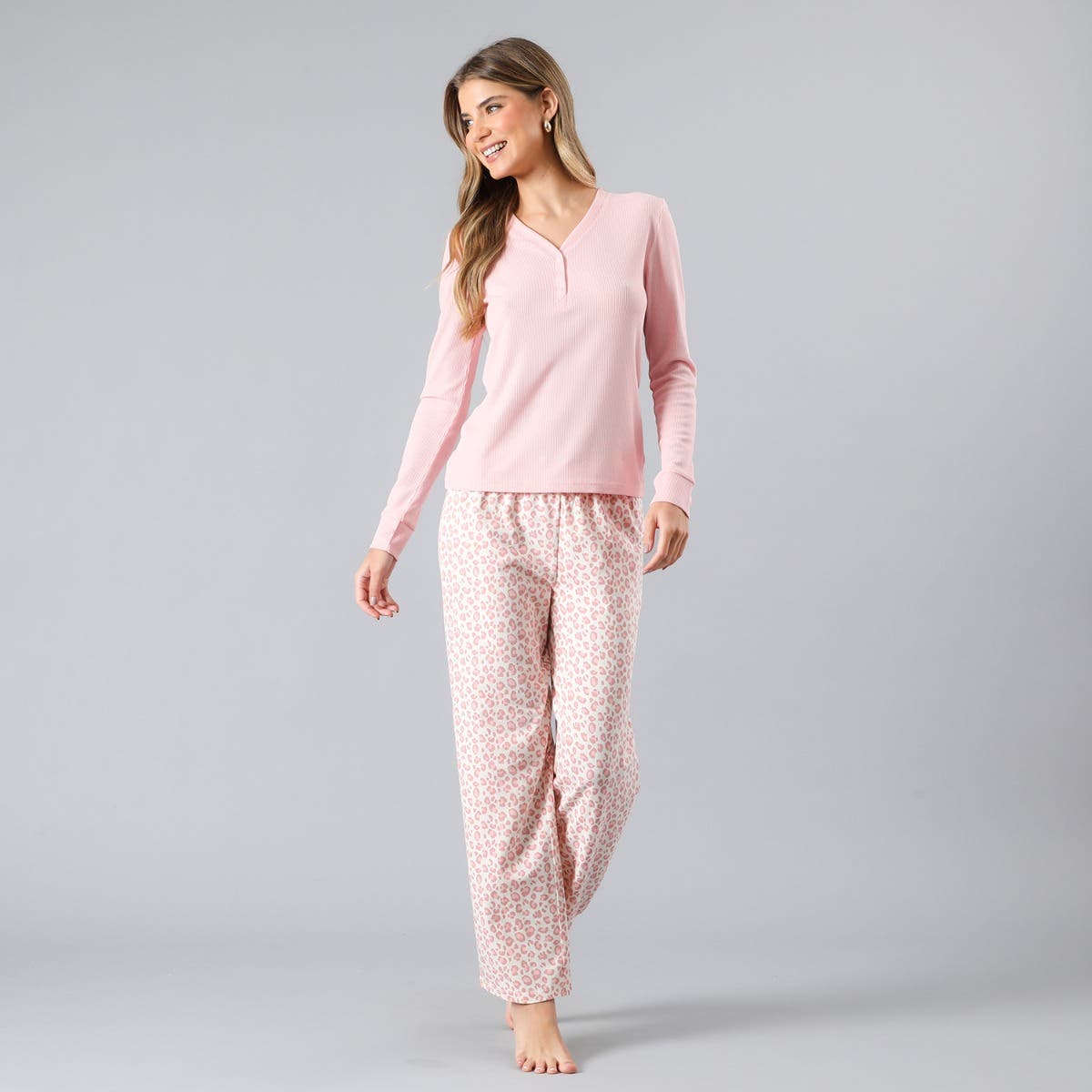 https://www.tiendaflores.cl/media/catalog/product/3/3/33773-13_1.jpg