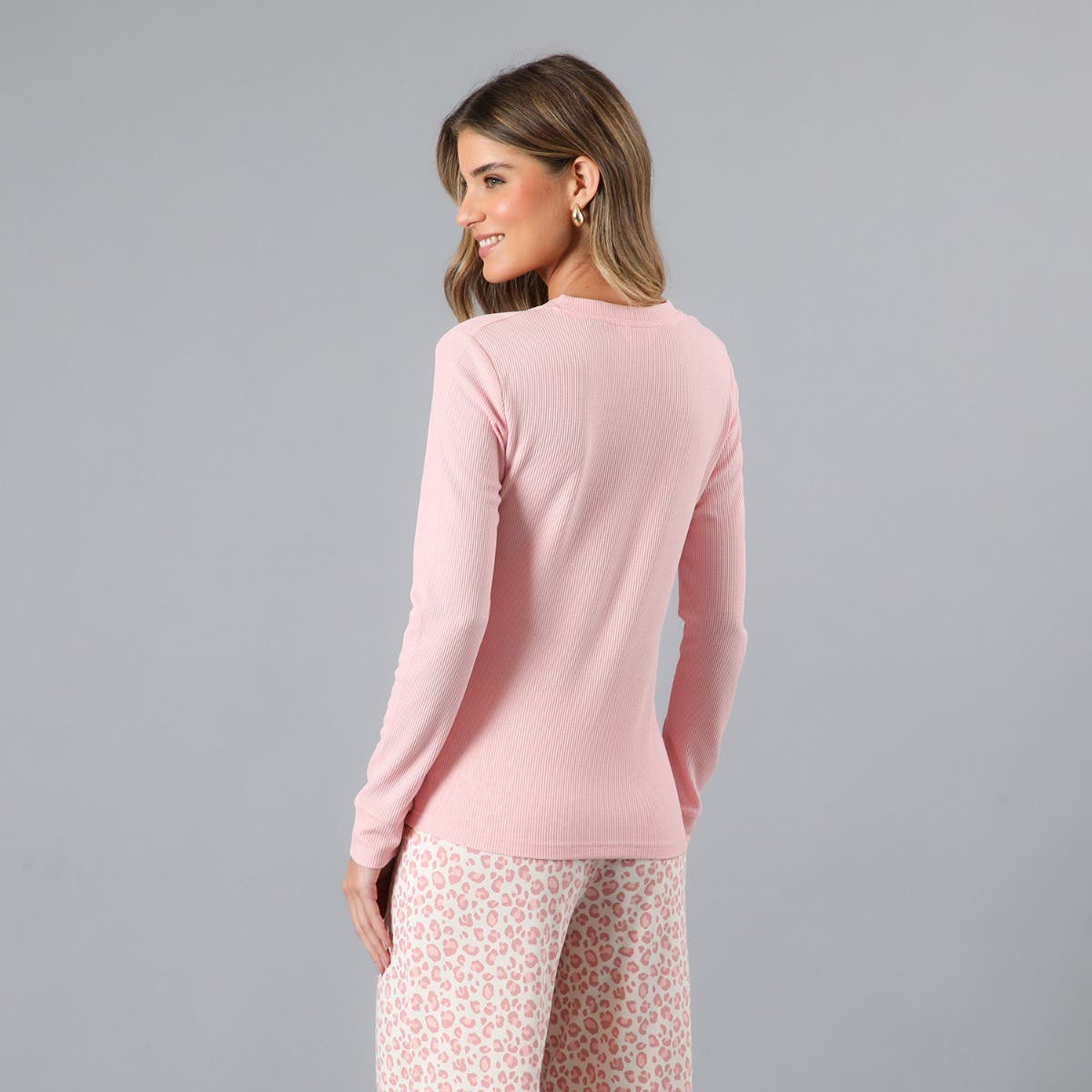 https://www.tiendaflores.cl/media/catalog/product/3/3/33773-13_3.jpg