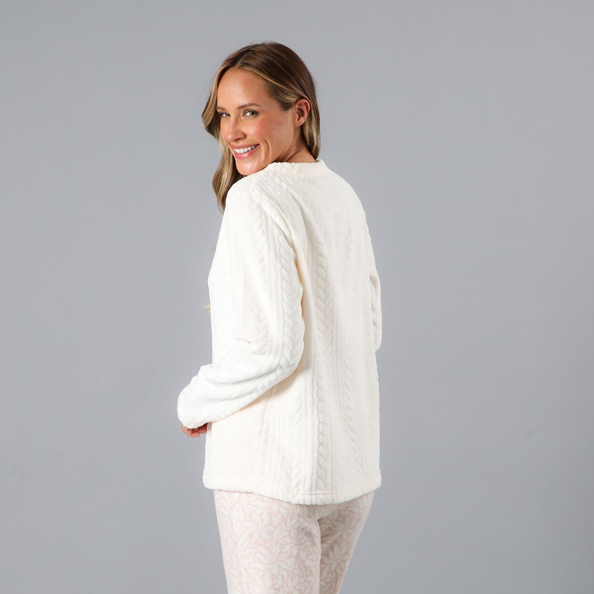 https://www.tiendaflores.cl/media/catalog/product/3/3/33774-17_3.jpg
