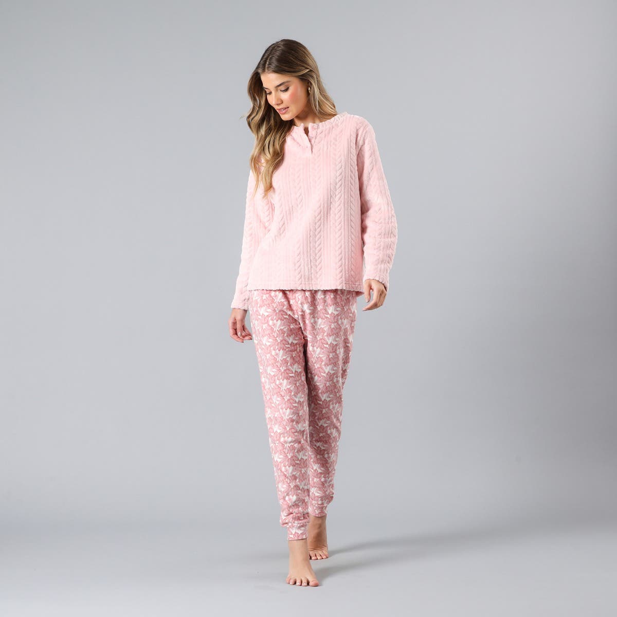 https://www.tiendaflores.cl/media/catalog/product/3/3/33774-239_1.jpg