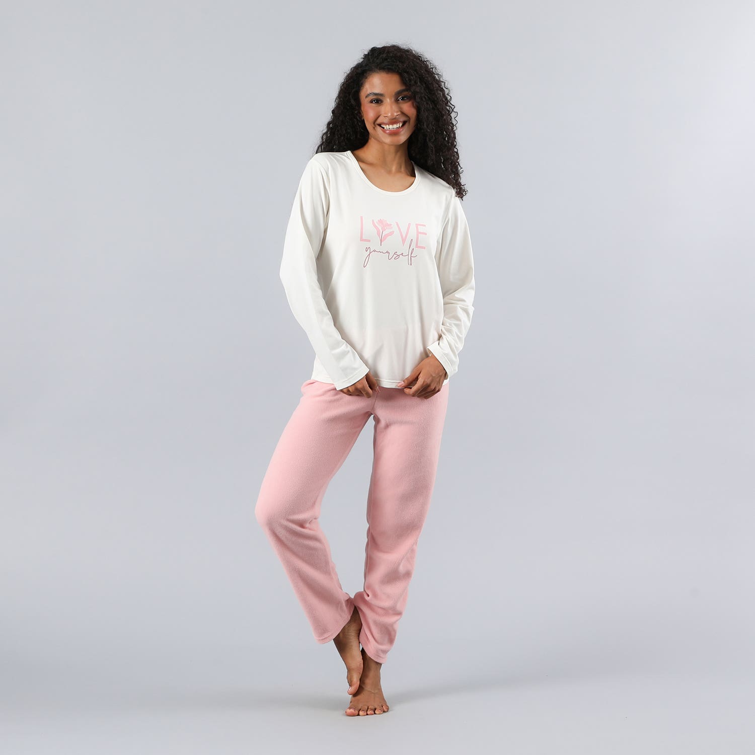 https://www.tiendaflores.cl/media/catalog/product/3/3/33775-237_1_xx8u0qly09sdpiig.jpg