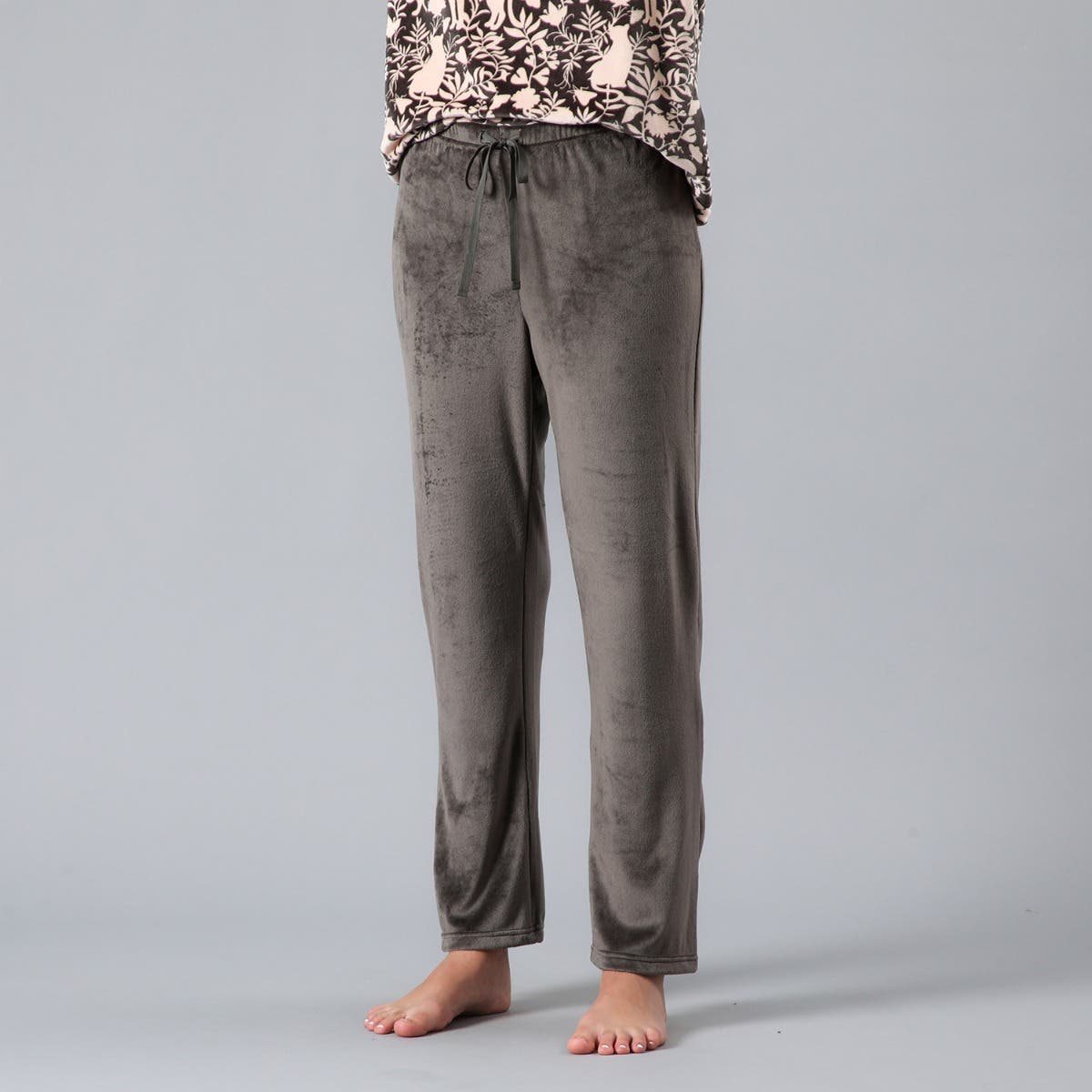 https://www.tiendaflores.cl/media/catalog/product/3/3/33776-2_3.jpg