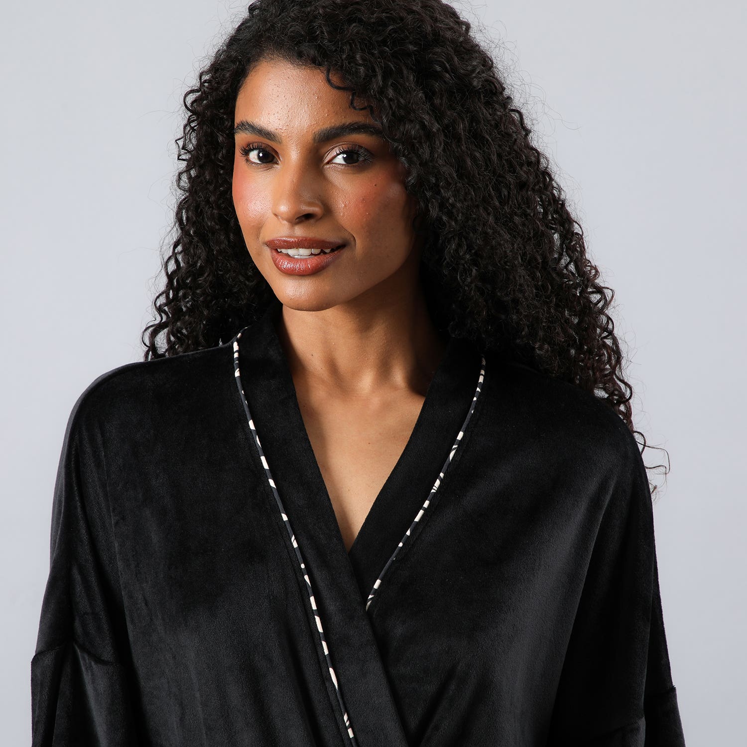 https://www.tiendaflores.cl/media/catalog/product/3/3/33777-2_4_alwwzkwqj9qrlsjy.jpg
