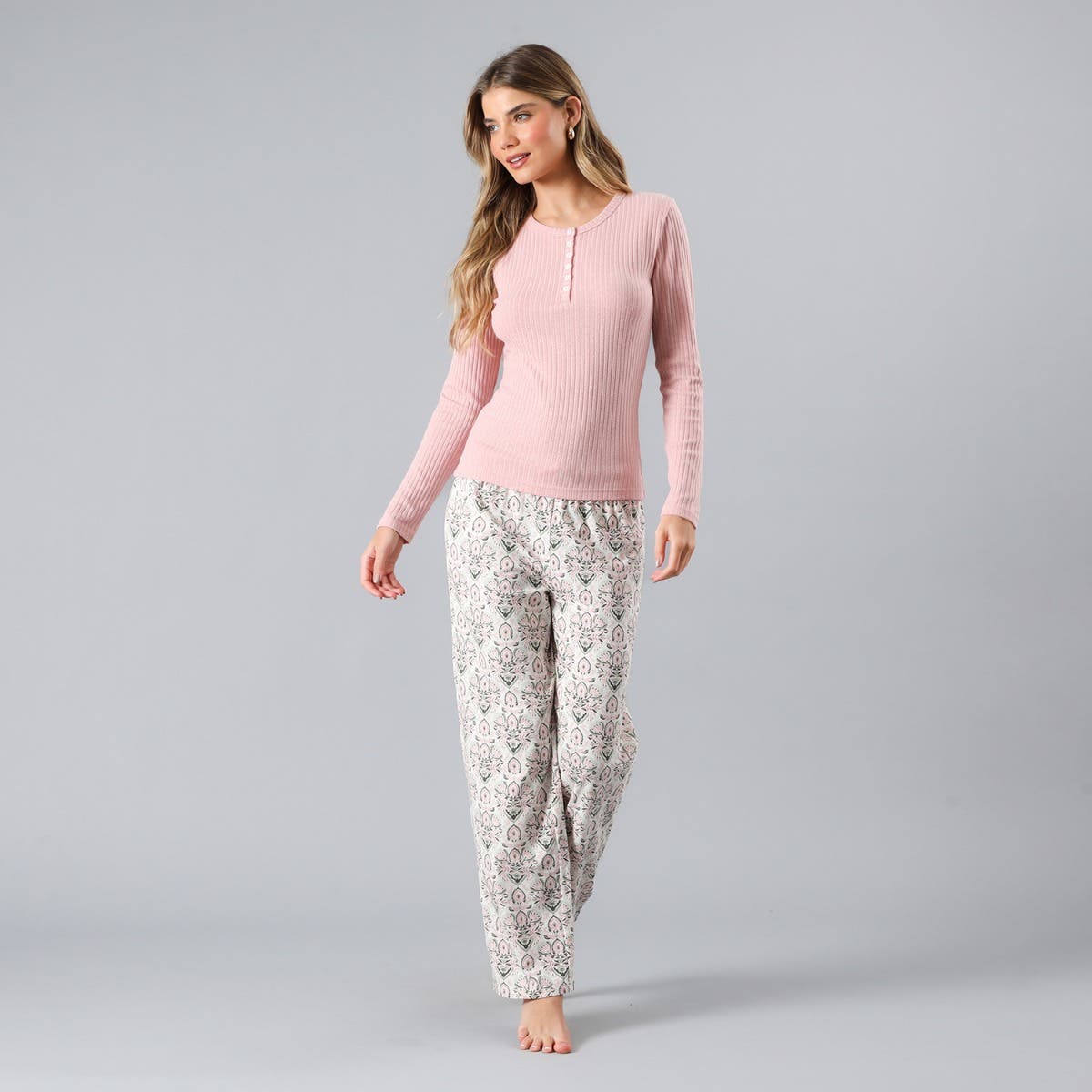 https://www.tiendaflores.cl/media/catalog/product/3/3/33780-237_1.jpg