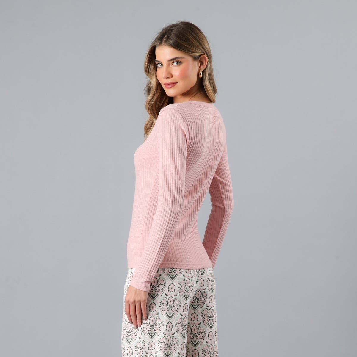 https://www.tiendaflores.cl/media/catalog/product/3/3/33780-237_3.jpg