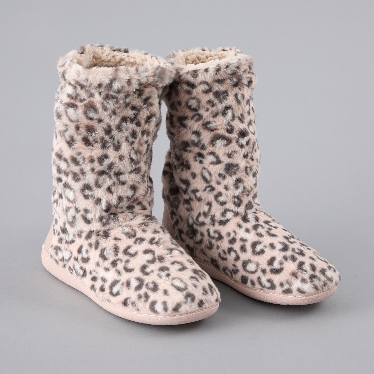 https://www.tiendaflores.cl/media/catalog/product/3/3/33793-236_1.jpg