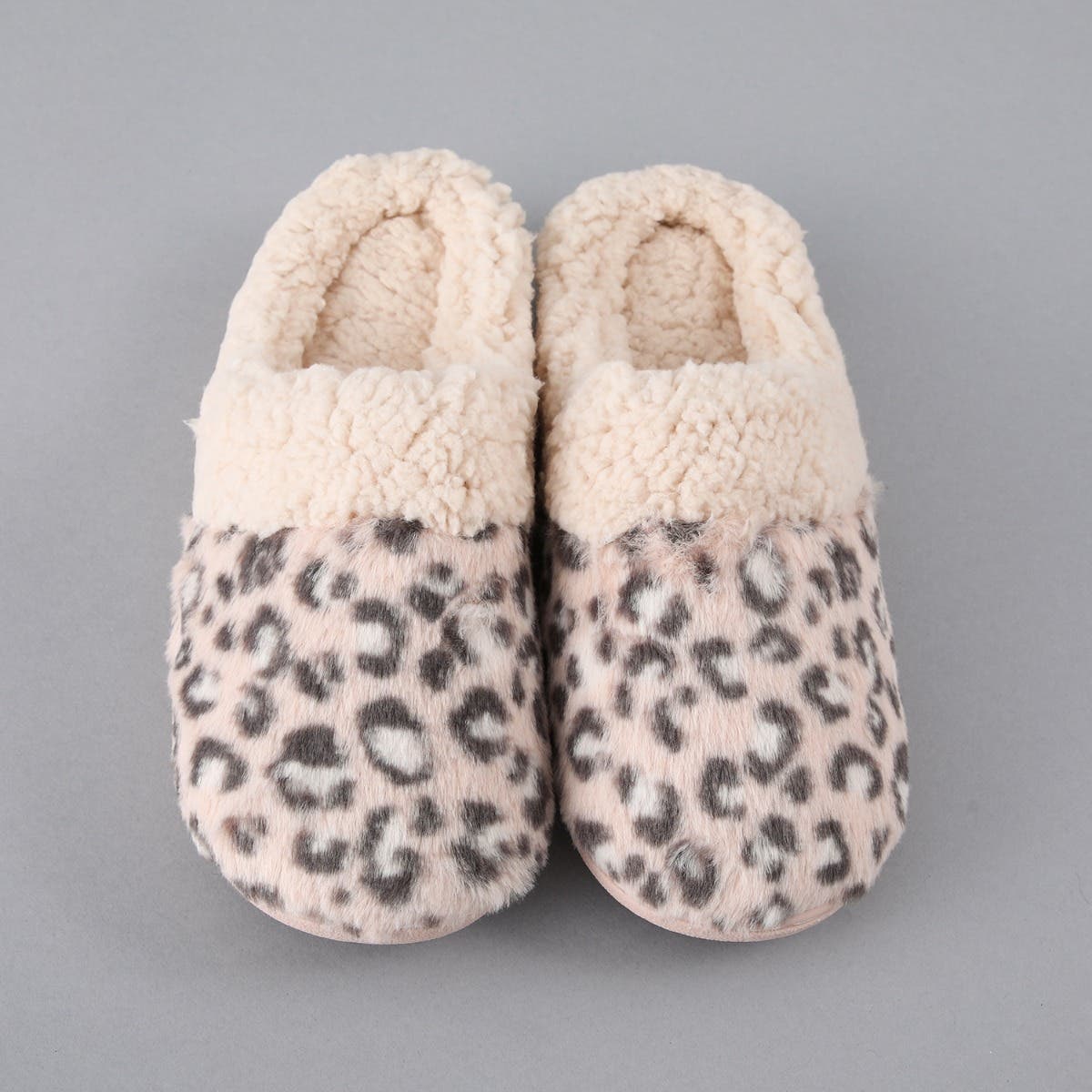https://www.tiendaflores.cl/media/catalog/product/3/3/33794-236_2.jpg