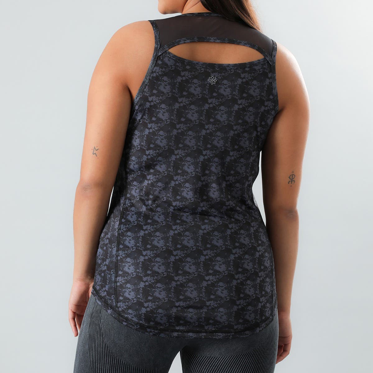 https://www.tiendaflores.cl/media/catalog/product/5/0/50354-2_33_1_.jpg