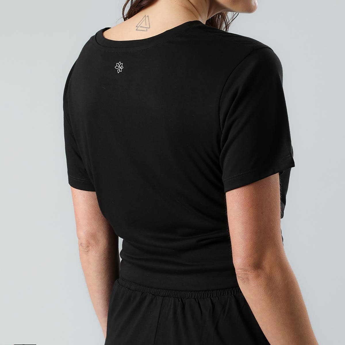 https://www.tiendaflores.cl/media/catalog/product/5/0/50364-2_3_1_4.jpg