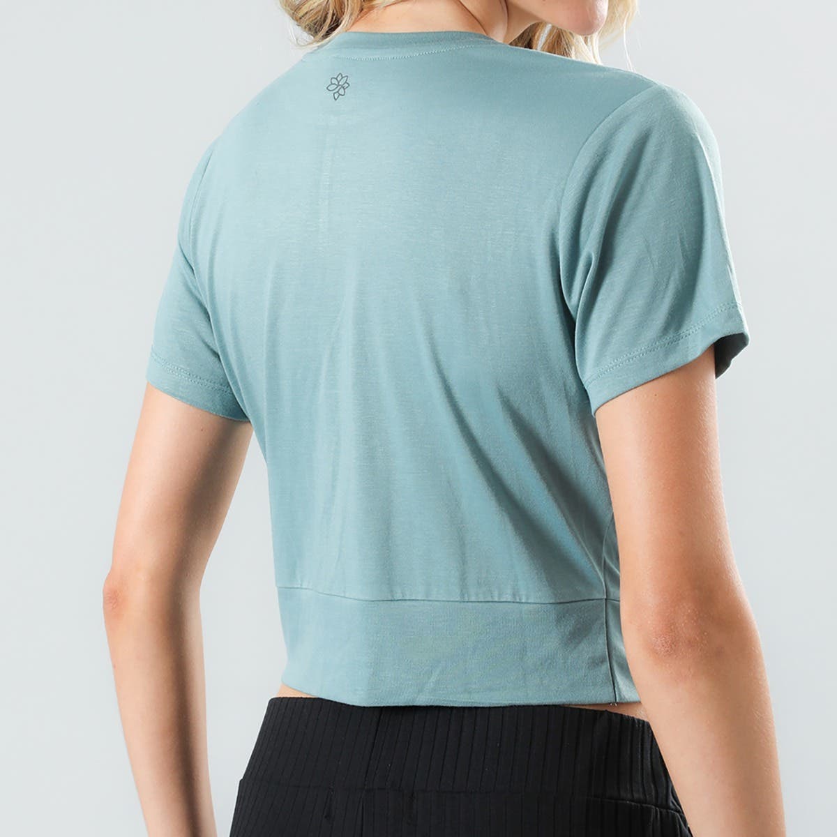 https://www.tiendaflores.cl/media/catalog/product/5/0/50364-75_3_4.jpg