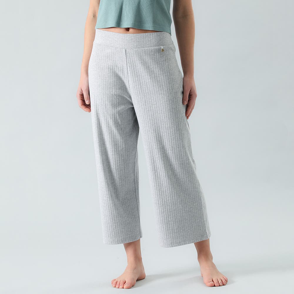 https://www.tiendaflores.cl/media/catalog/product/5/0/50373-54_2_wbimmesjxl0mtpjh.jpg
