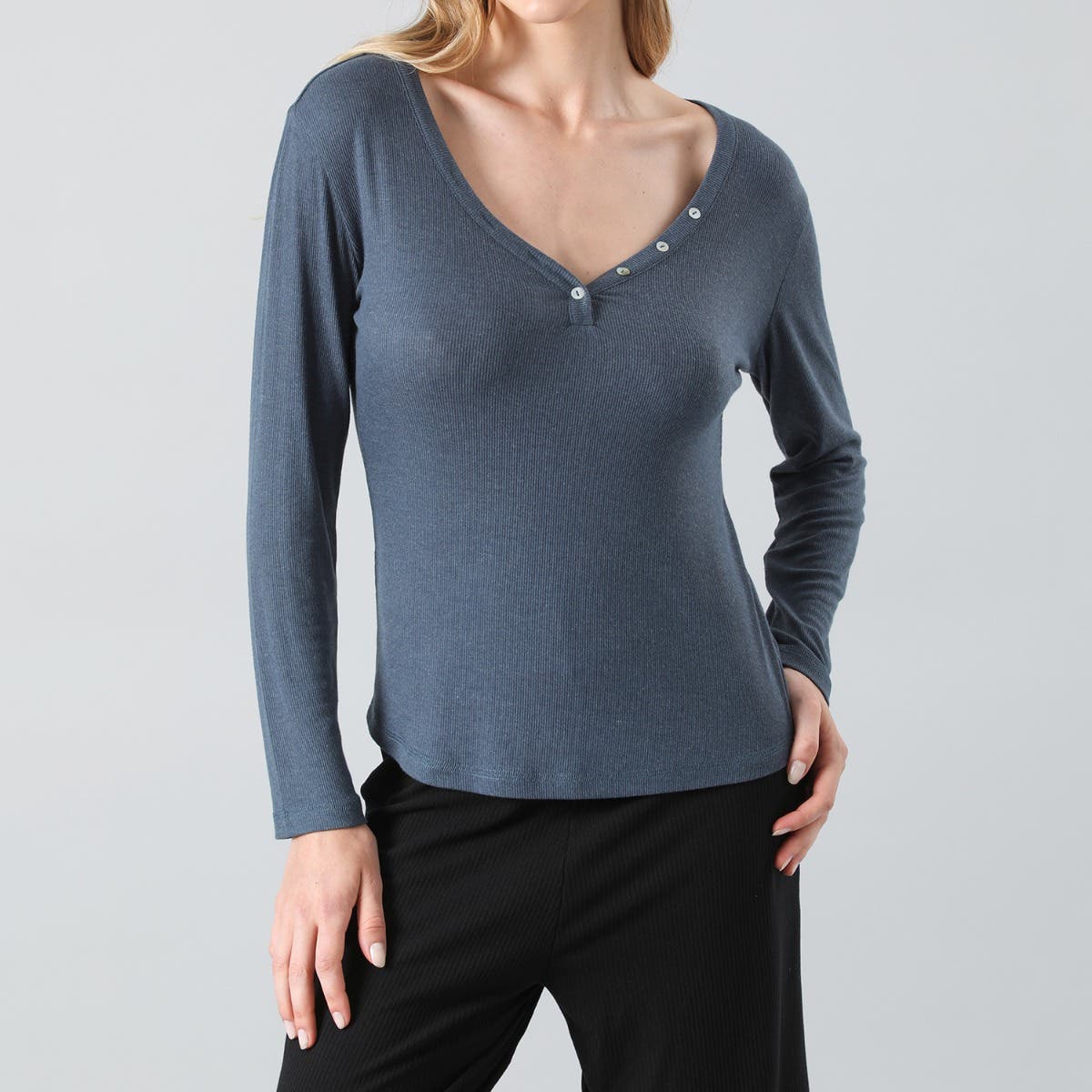 https://www.tiendaflores.cl/media/catalog/product/5/0/50418-198_1.jpg