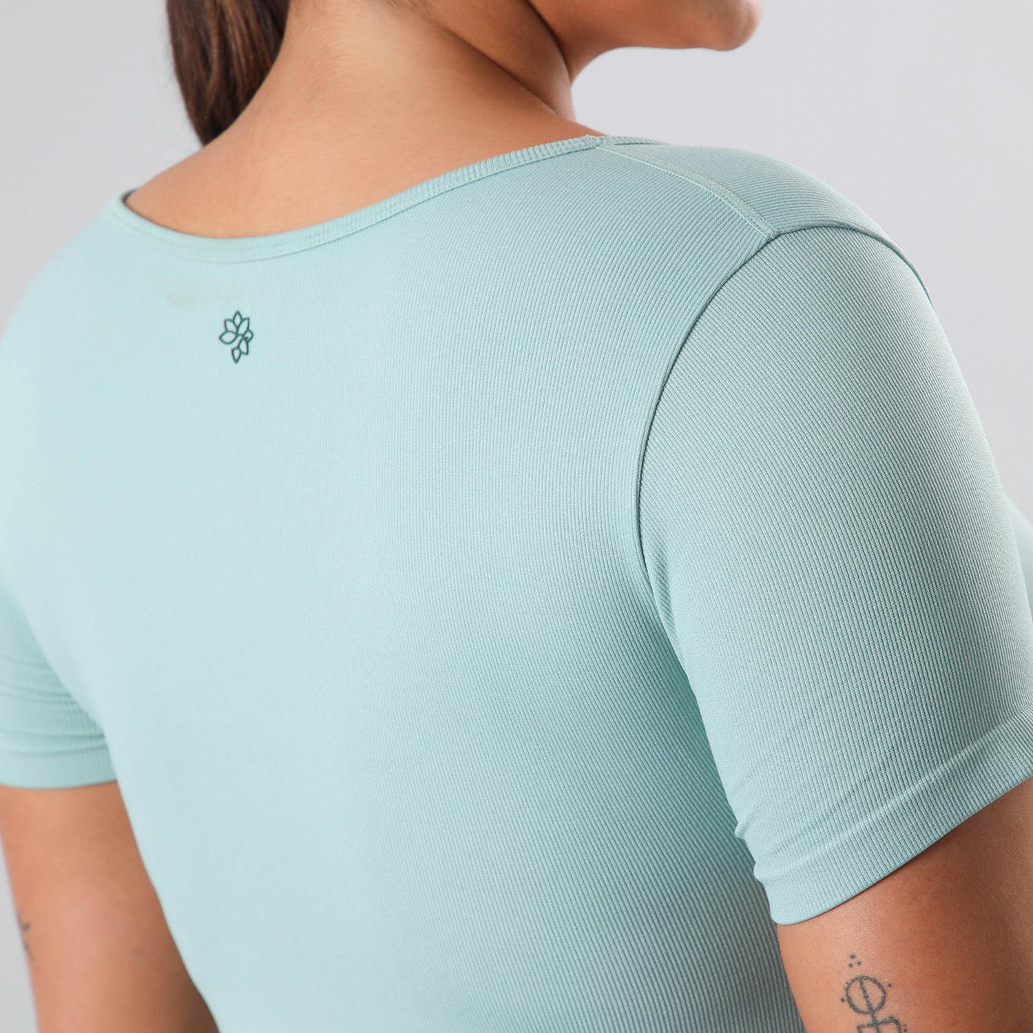 https://www.tiendaflores.cl/media/catalog/product/5/0/50538-211_2_k9fqstqmmvjfezys.jpg