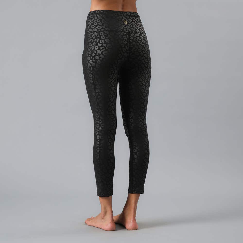 https://www.tiendaflores.cl/media/catalog/product/5/0/50608-2_2_zevkk9fuzkaihvpa.jpg
