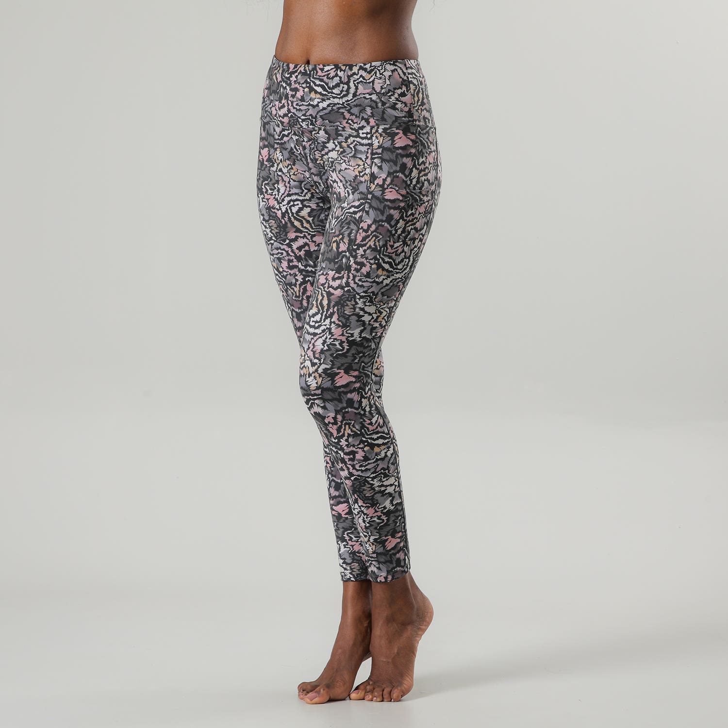https://www.tiendaflores.cl/media/catalog/product/5/0/50647-67_1_jps9oce3jgglni1m.jpg