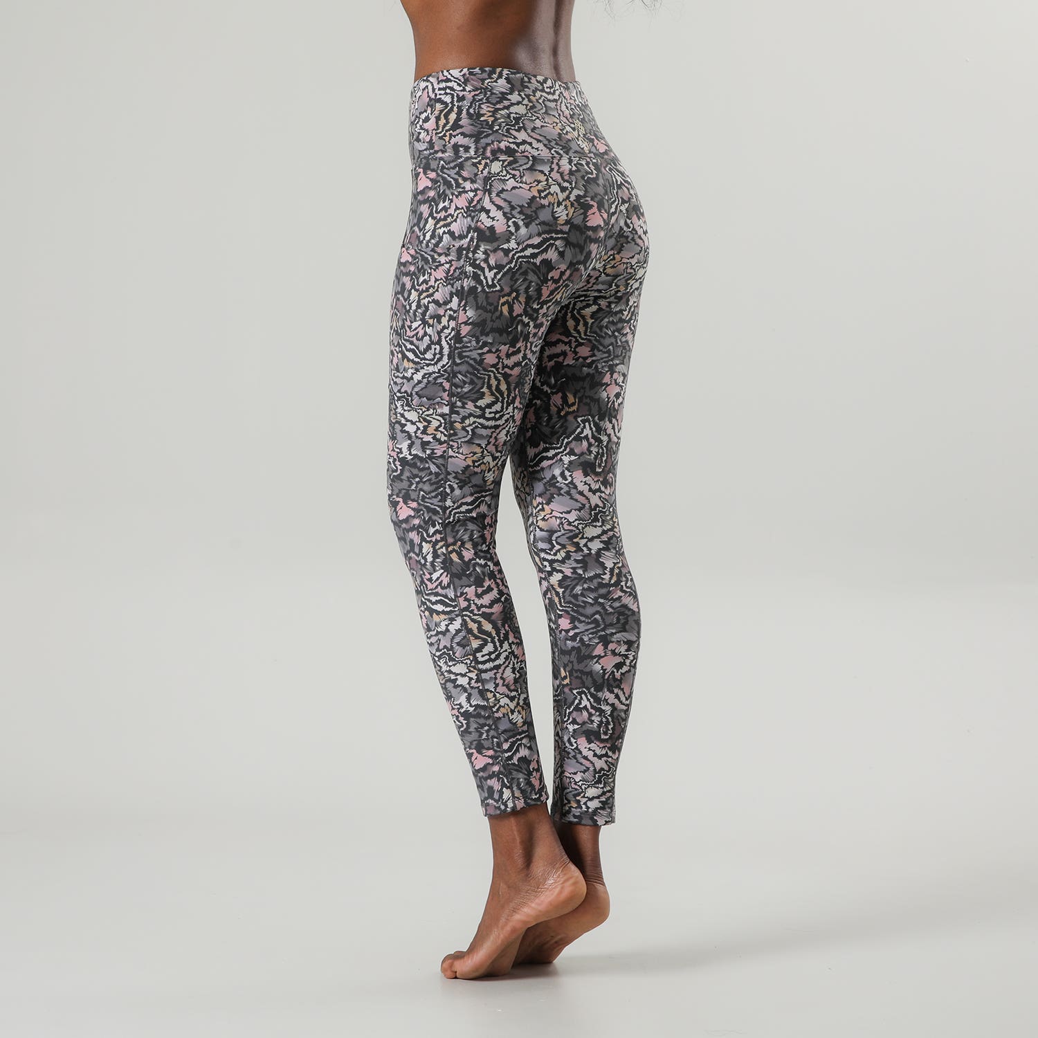 https://www.tiendaflores.cl/media/catalog/product/5/0/50647-67_2_kffcuqpwjry9zjez.jpg