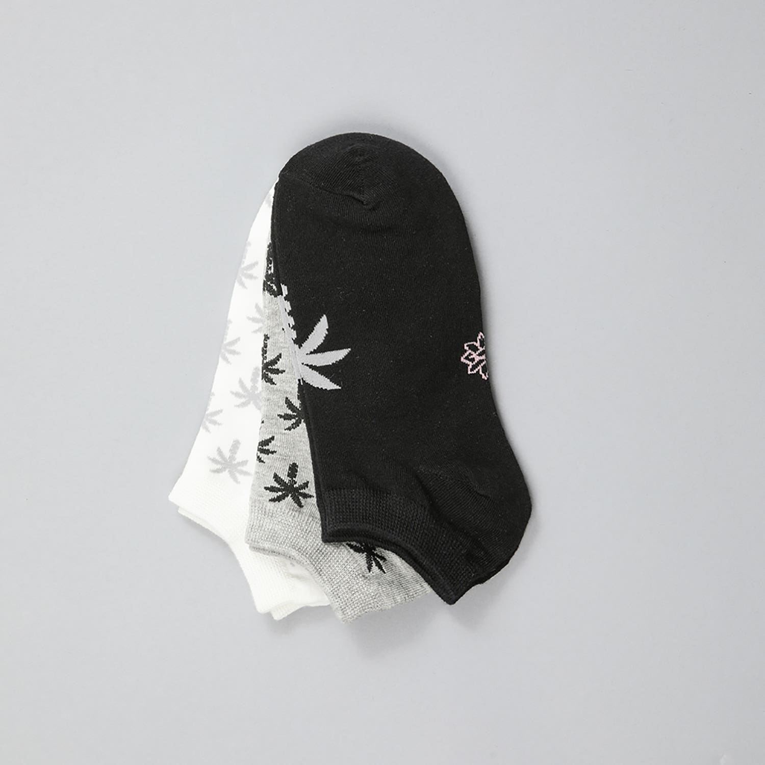 https://www.tiendaflores.cl/media/catalog/product/5/0/50678-2_2_cht2r4hpxn6df9n1.jpg