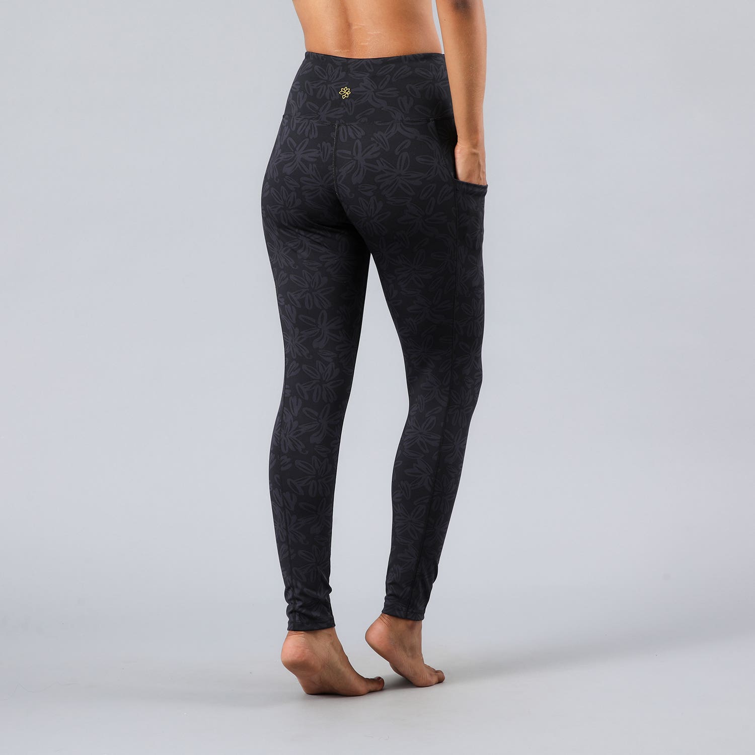 https://www.tiendaflores.cl/media/catalog/product/5/0/50729-114_3_xg30crjhqsjh2ihl.jpg