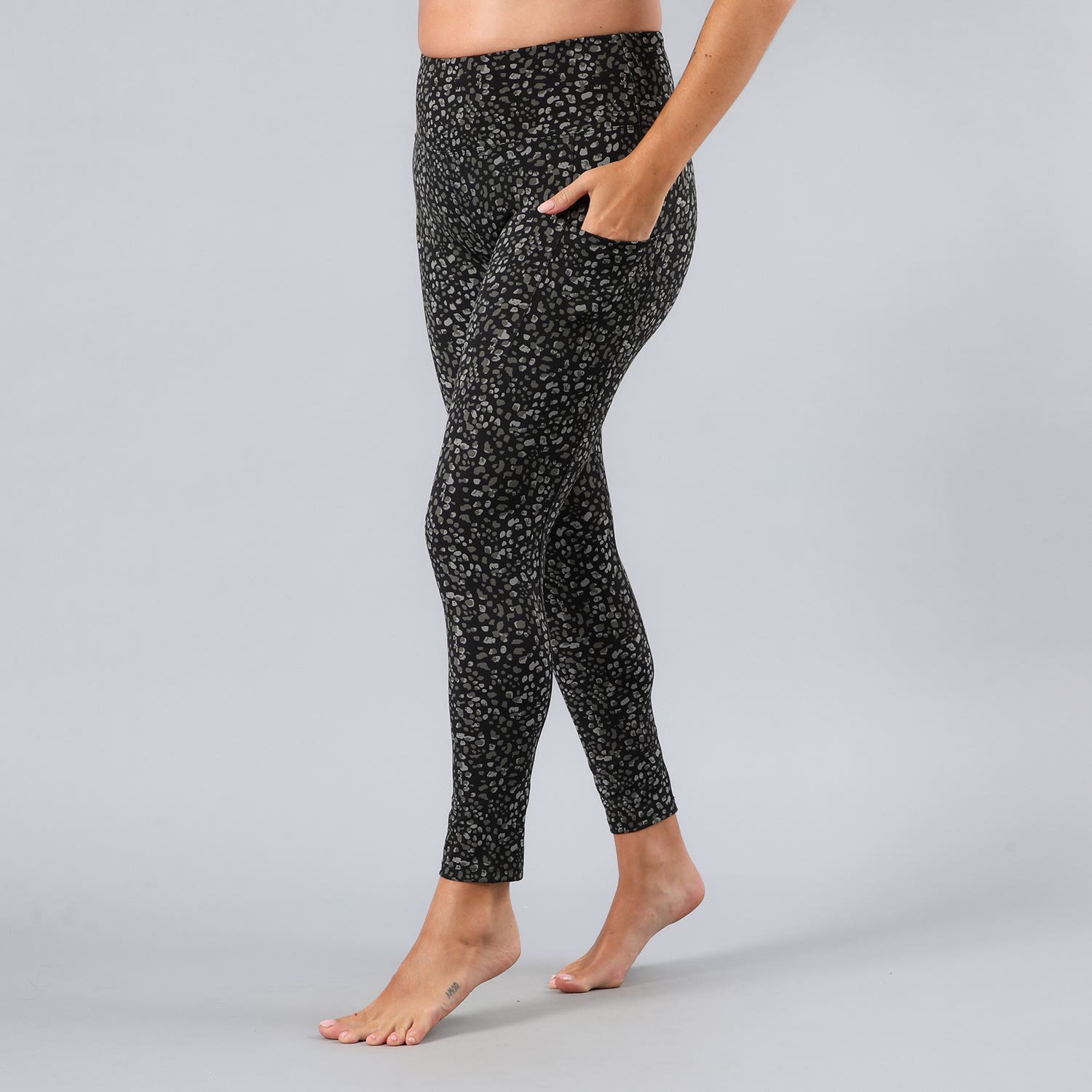 https://www.tiendaflores.cl/media/catalog/product/5/0/50731-154_1_uddpxmnss7veba2k.jpg