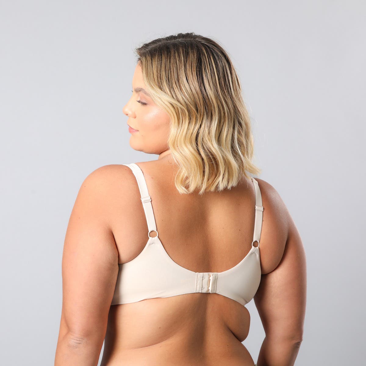 https://www.tiendaflores.cl/media/catalog/product/8/1/8182-97_3.jpg