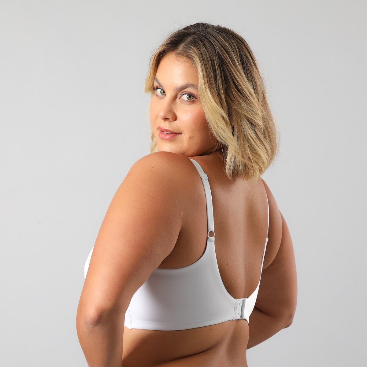 https://www.tiendaflores.cl/media/catalog/product/9/4/9482-1_3.jpg